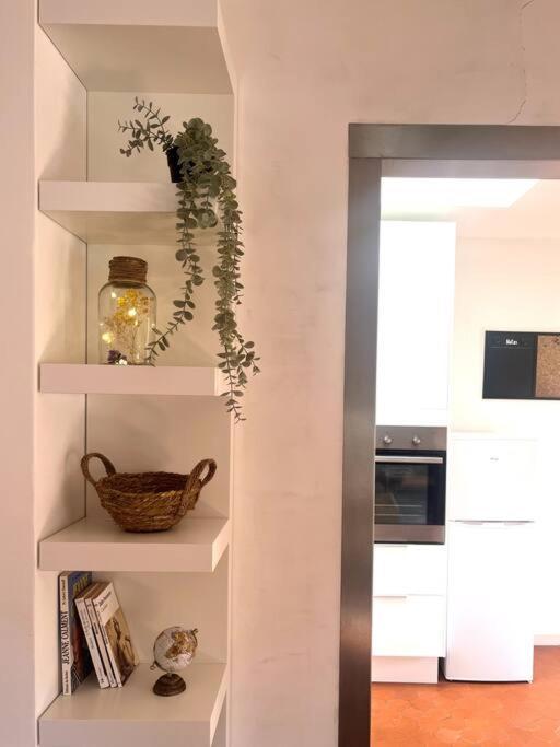 Appartement A Pied Du Centre Avec Place De Parking Arles Ngoại thất bức ảnh
